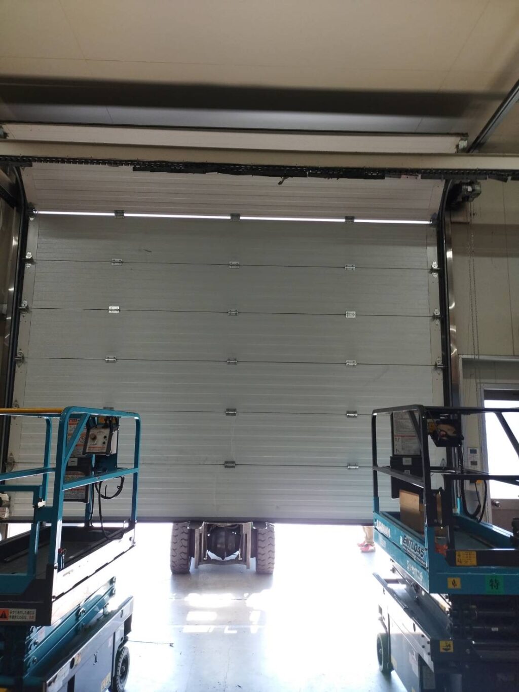 シャッターのスラット復旧対応の修理事例