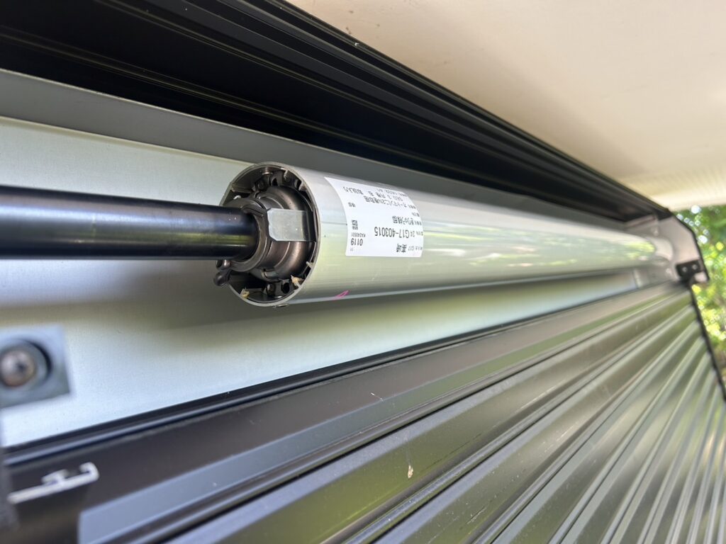 スラット、開閉器交換＆電動化工事の修理事例