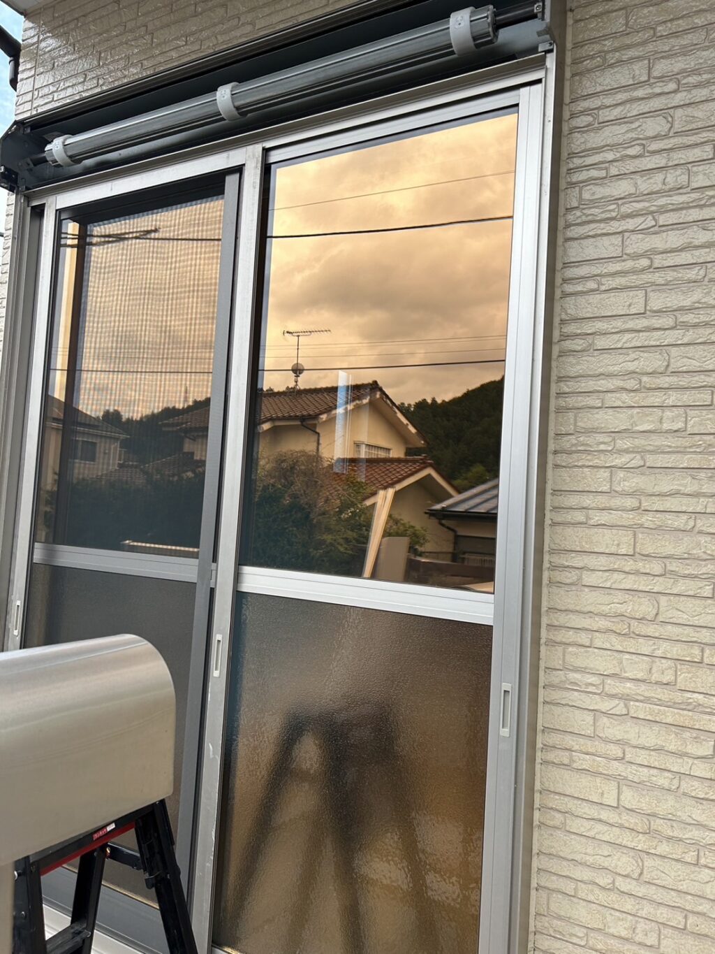 バネ・スラット交換作業の修理事例