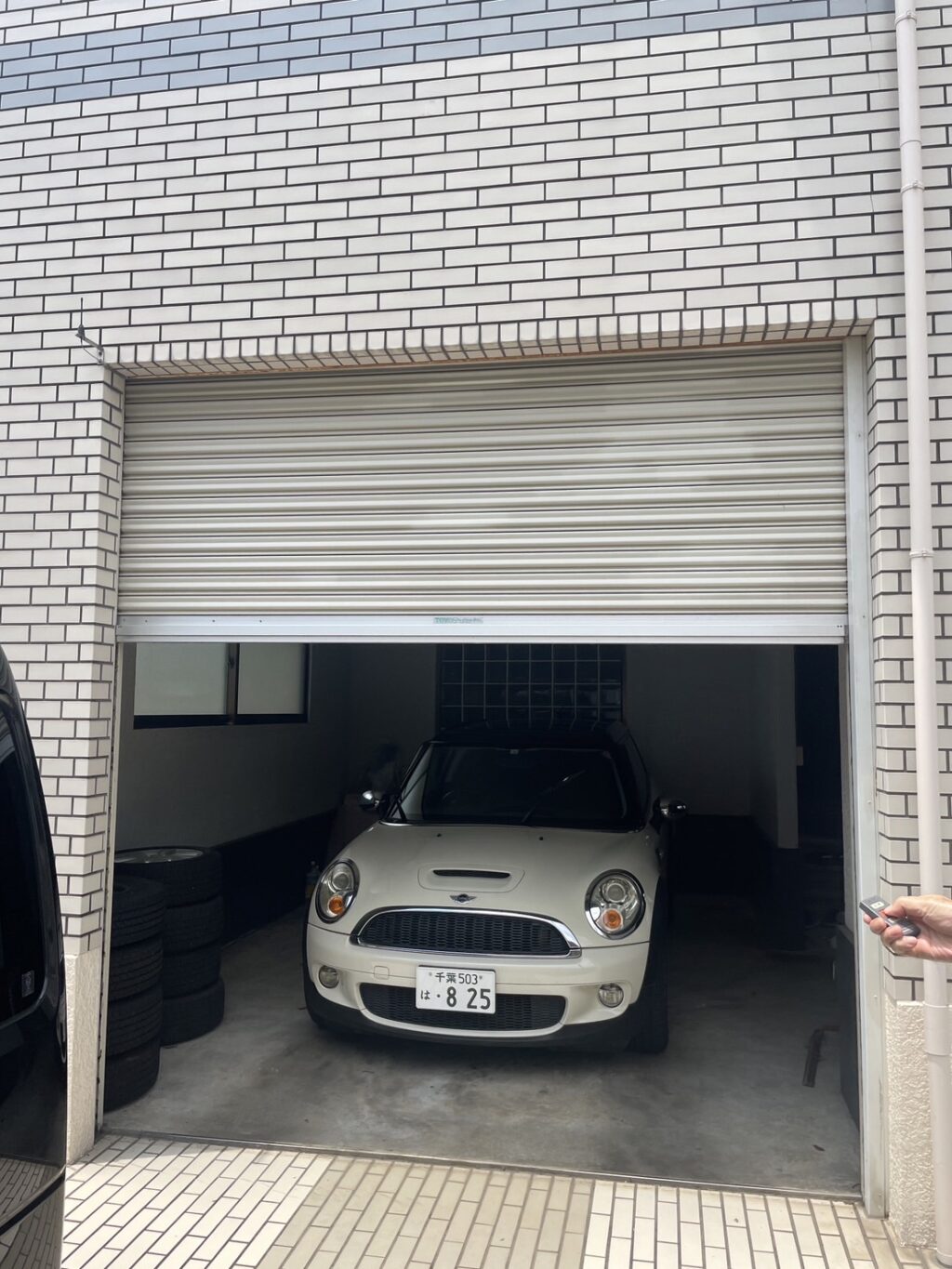 電動シャッター開閉機およびチェーン交換｜車庫対応の修理事例