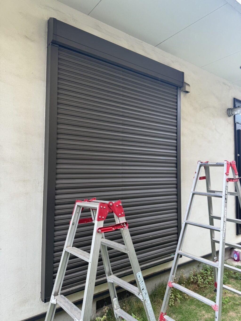 窓用電動シャッター応急修理の修理事例