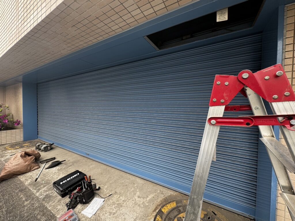 倉庫および出入口シャッターのリミット調整・部分メンテナンスの修理事例