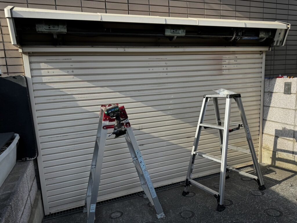 車庫電動シャッターの修理ご依頼についての修理事例