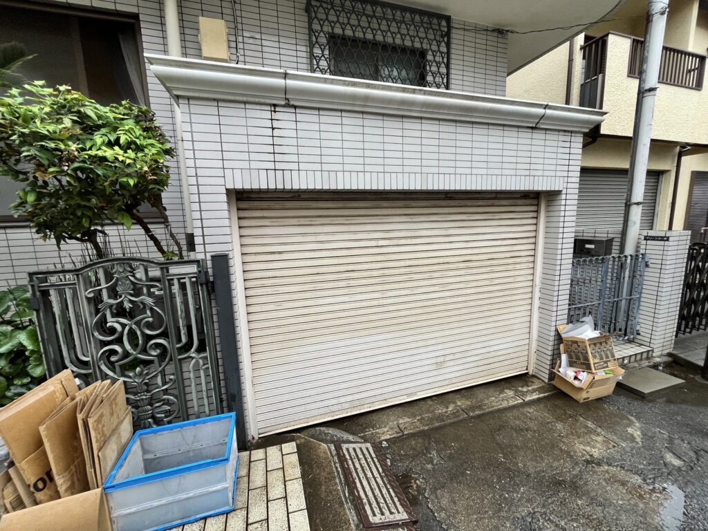文化シャッター製 車庫手動シャッター修理のご報告の修理事例