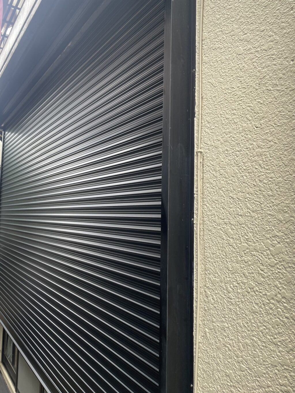 YKK製電動窓シャッターの落雷による故障と交換工事のご報告の修理事例