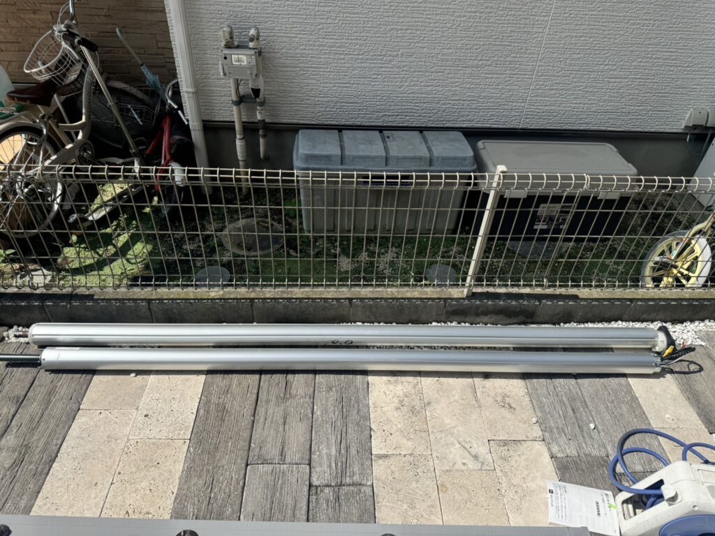 文化窓シャッターの別置きモーター・シャフト交換の修理事例