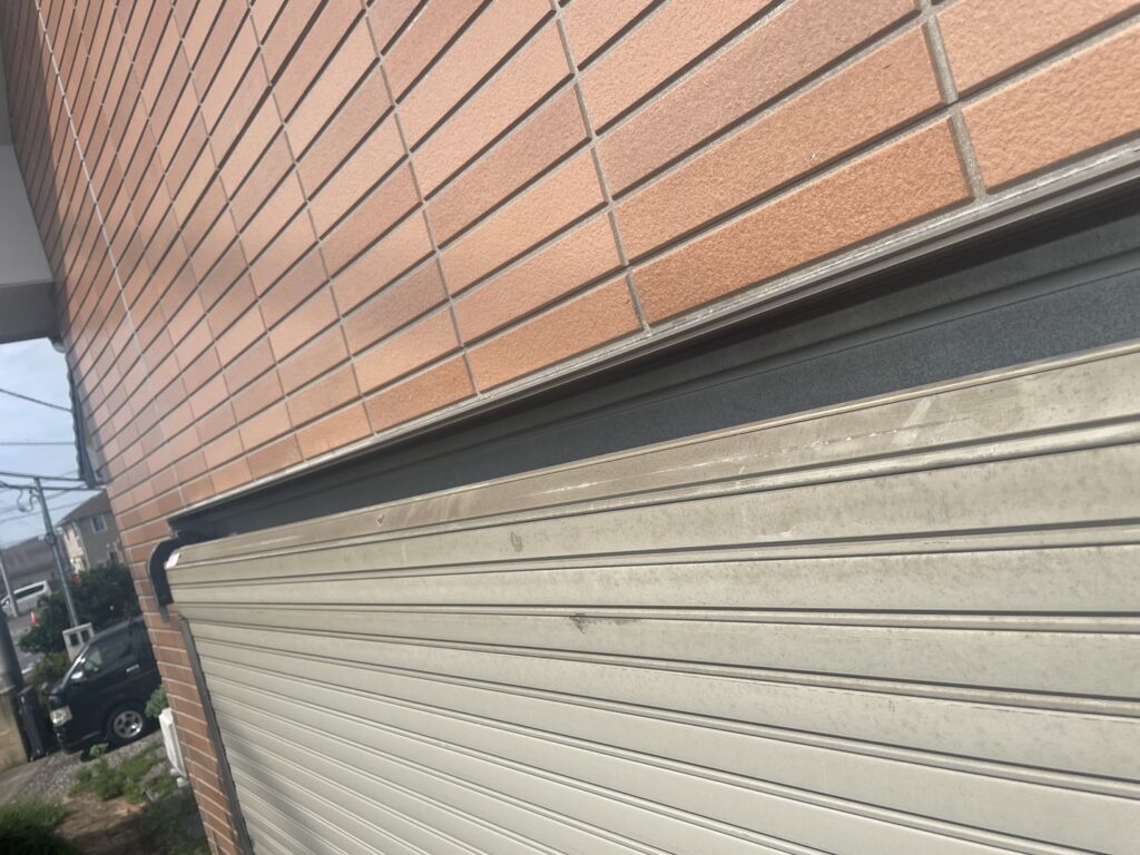 YKK製手動窓シャッター3台を電動化の修理事例