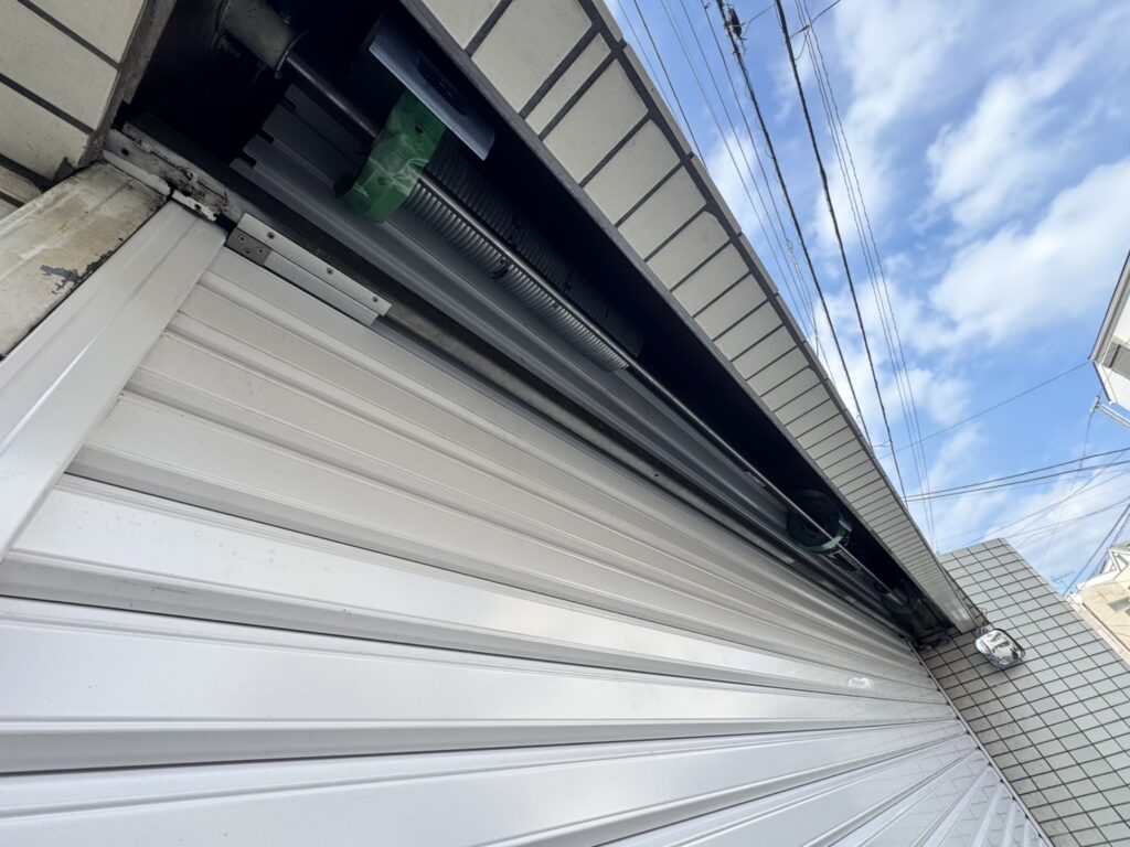 軽量タイプへの交換／スプリングシャフト・スラット・座板新調（外巻仕様）の修理事例