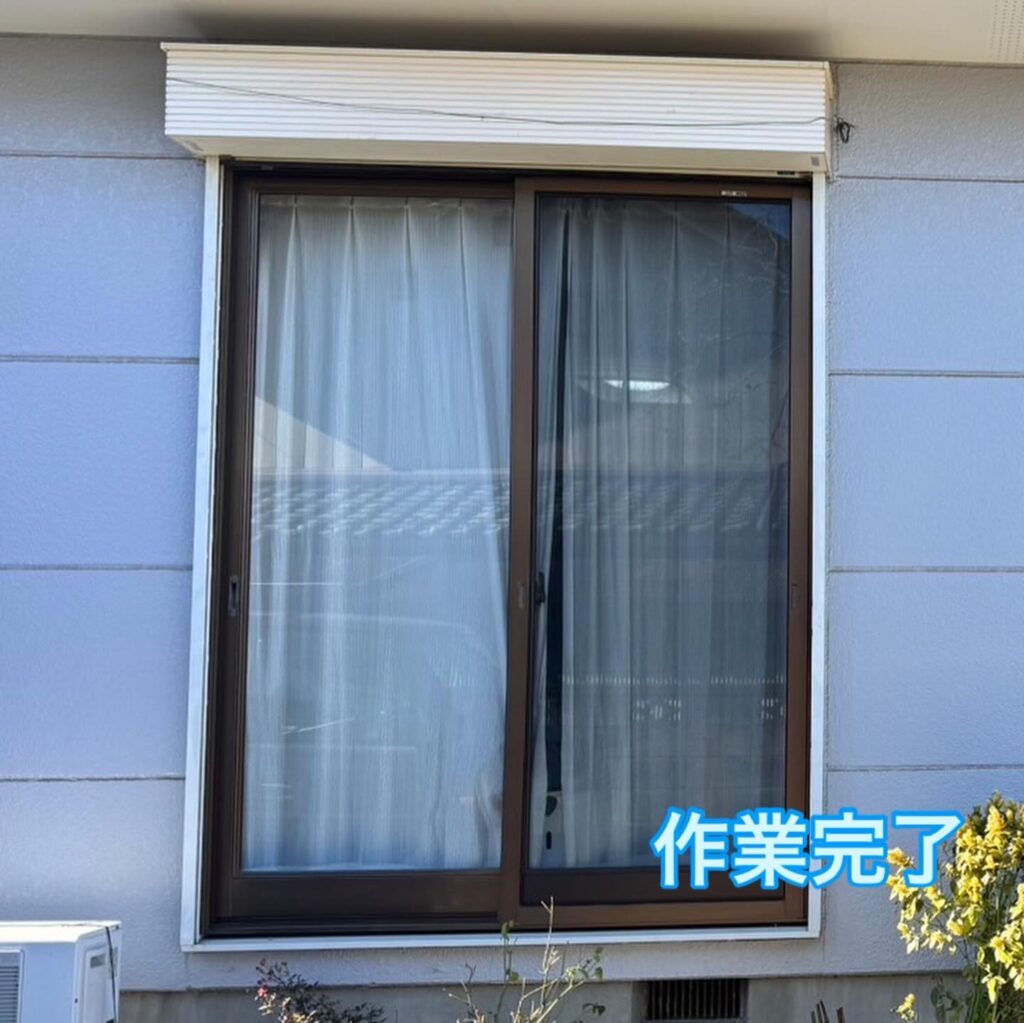 三協アルミ製電動窓シャッターの開閉機交換の修理事例