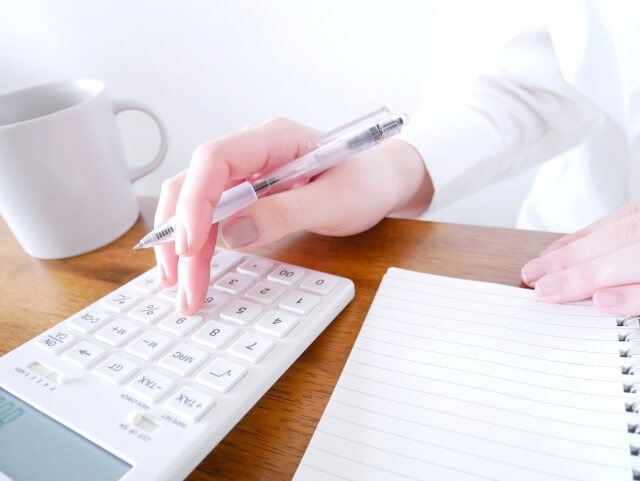 シャッター修理の費用相場は?手動と電動の違いを紹介